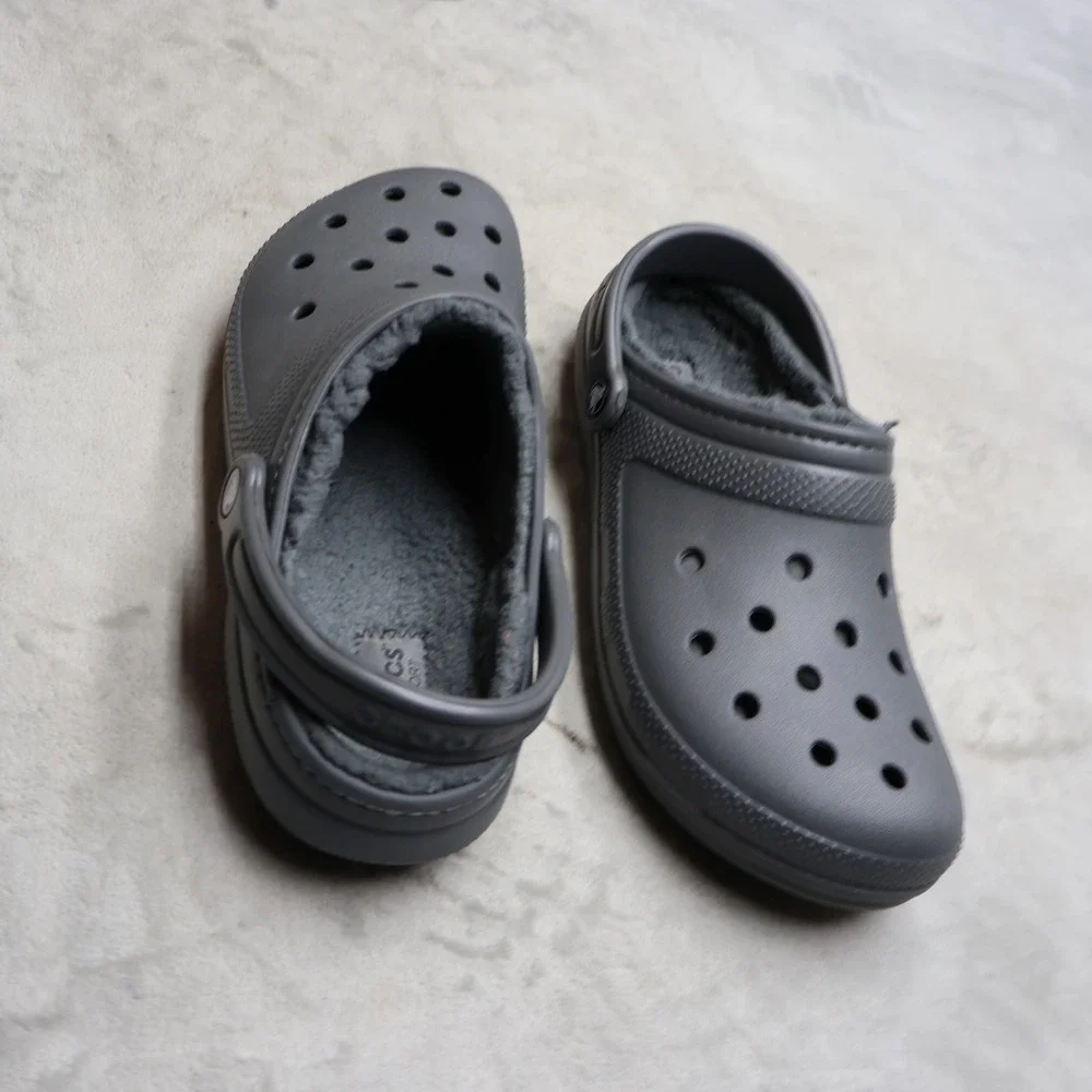 Crocs Unisex M10 W12 Clog Grey Classic Lined Fleece Comfort Slip On Light Indoor